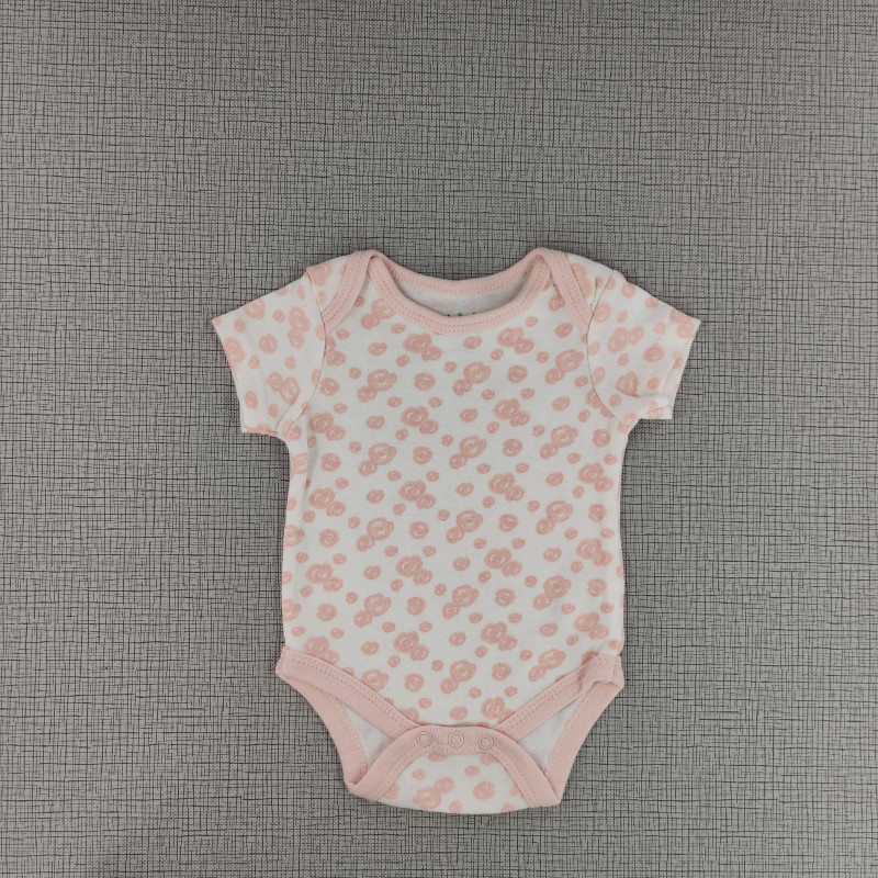 Body blanco diseño de rosas