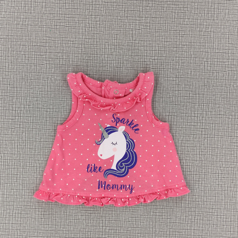 Blusa rosada con puntos blanco y estampada de unicornio